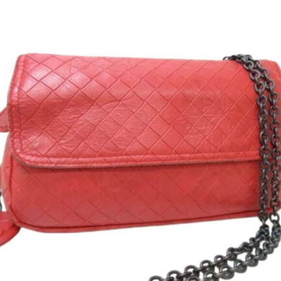 BOTTEGA VENETA Red Leather Intrecciato Shoulder Bag